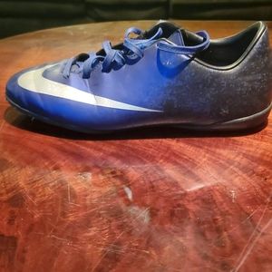 nike cr7 indoor shoes